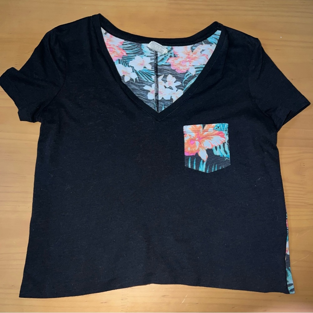 Victoria’s Secret PINK black tropical print short sleeve tee XS